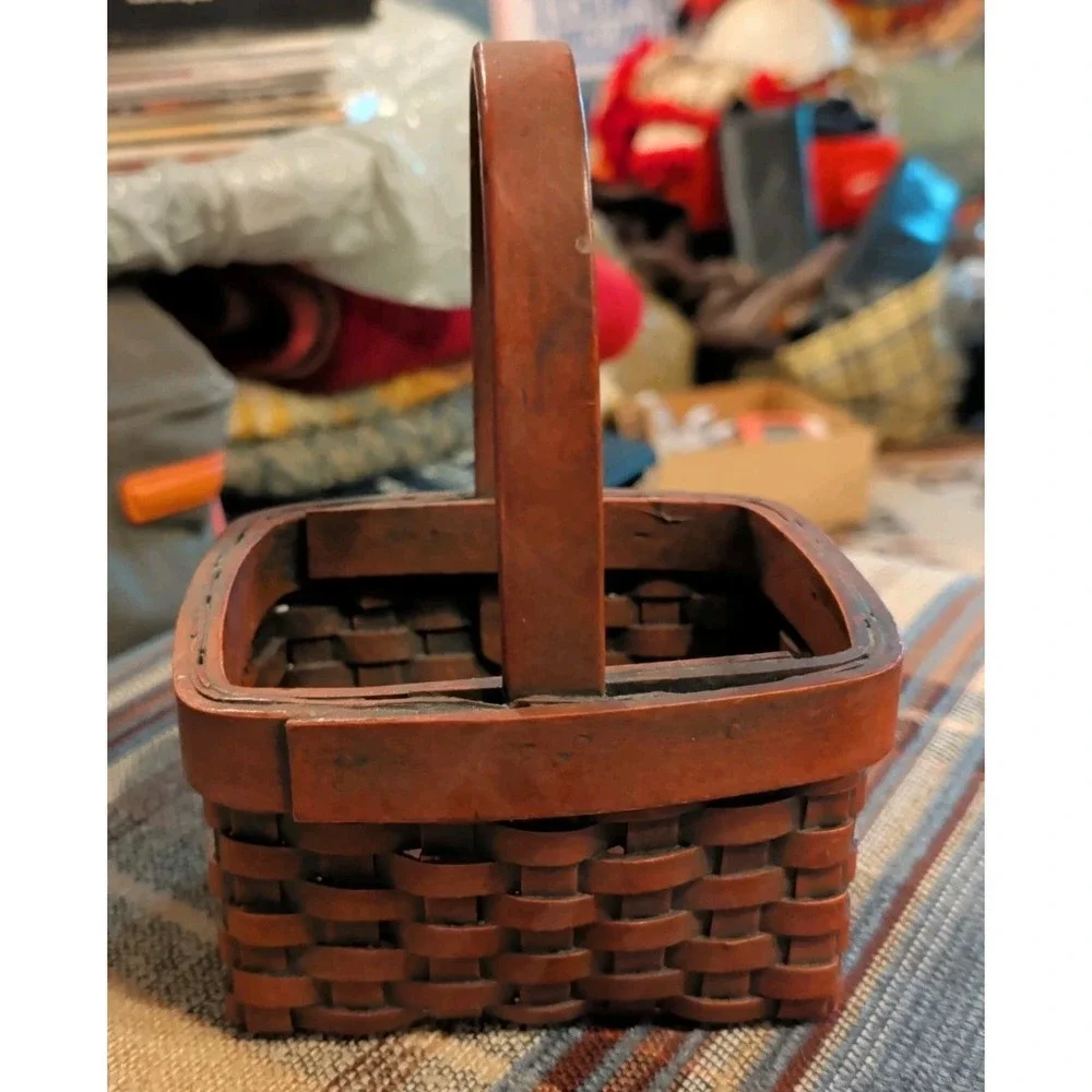 Vintage Resin Miniature Sturdy Basket with Handle Super Cute! Country Barn Red